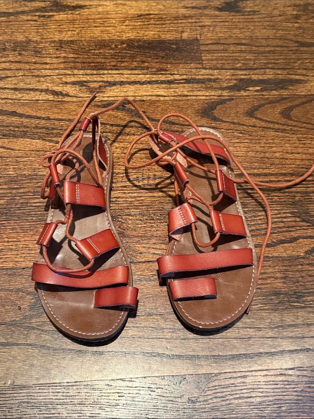Women’s 7.5 Lace -Up Leather Gladiator Sandals in brown